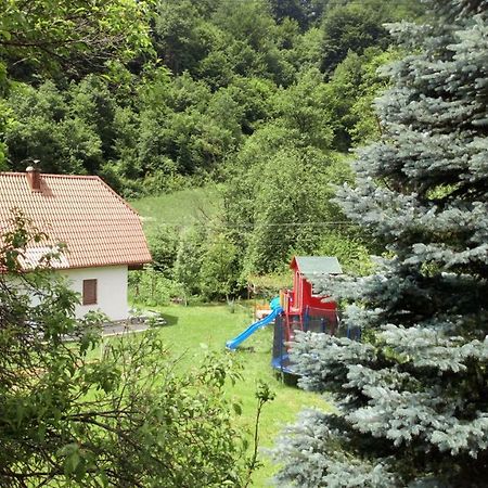 Cottage Forest Stream Visoko Exterior foto